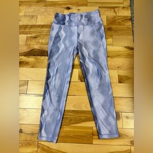 Sweaty Betty All Day 7/8 length leggings in Purple Vintage Wave print, size M